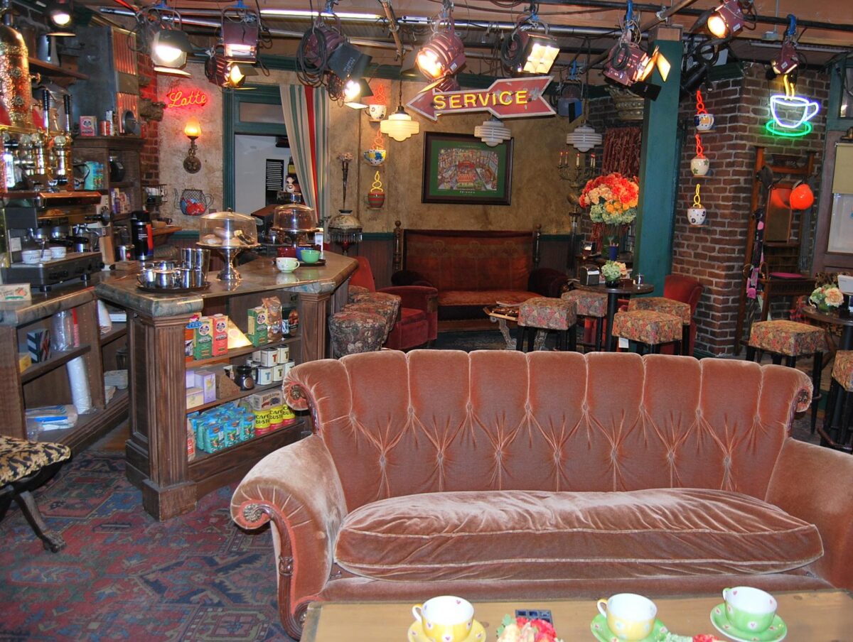 Leeres Film-Set des „Central Perk“, dem Café aus Friends
